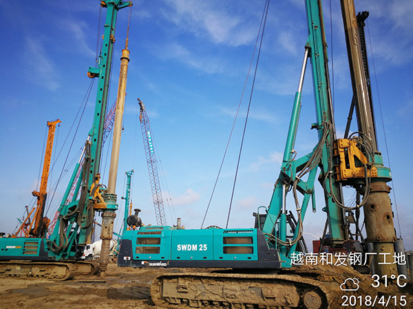 不朽情缘智能携全球领先凿岩设备，引爆越南矿业展