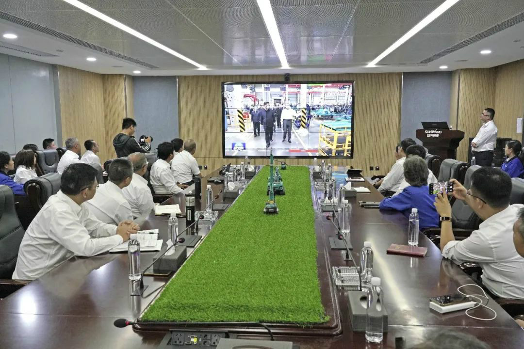 总书记“点赞”不朽情缘创新，不朽情缘智能集中收看《新闻联播》