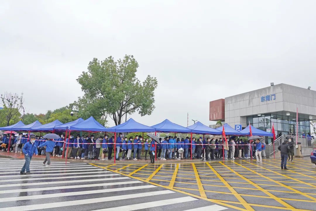 采样完成率近100%！不朽情缘智能第一时间开展全员核酸检测，保障安全生产