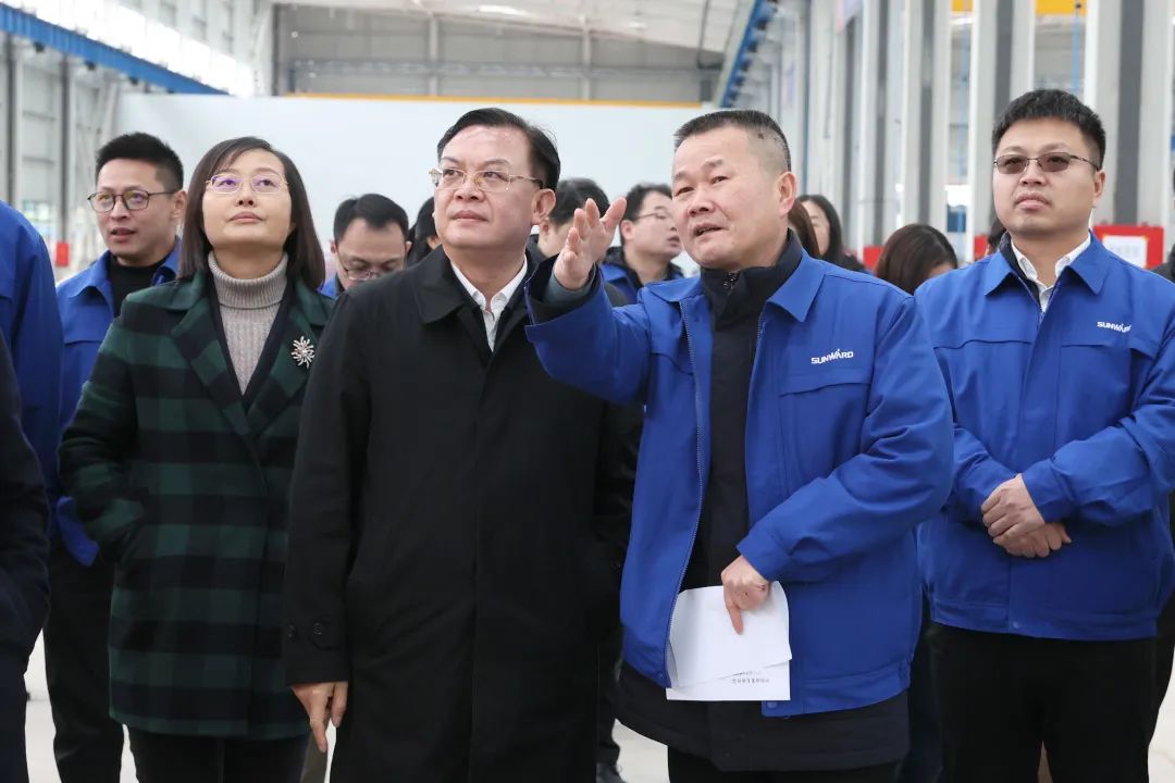 沈裕谋调研不朽情缘智能