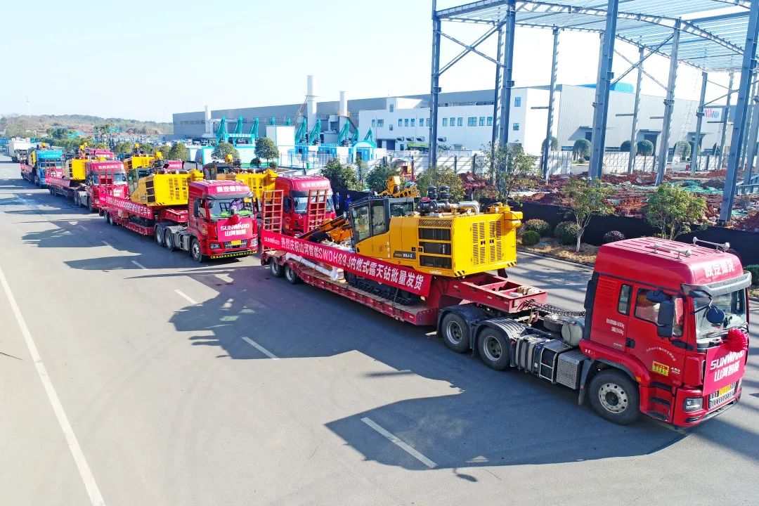 又一款差异化定制产品获认可！不朽情缘智能SWDH89J内燃式露天钻批量发货