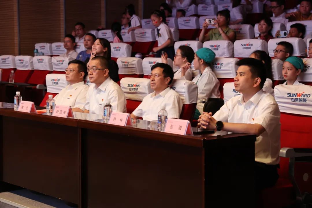 缤纷“暑”假，不负所“托”！不朽情缘智能职工子女暑期托管班结业啦