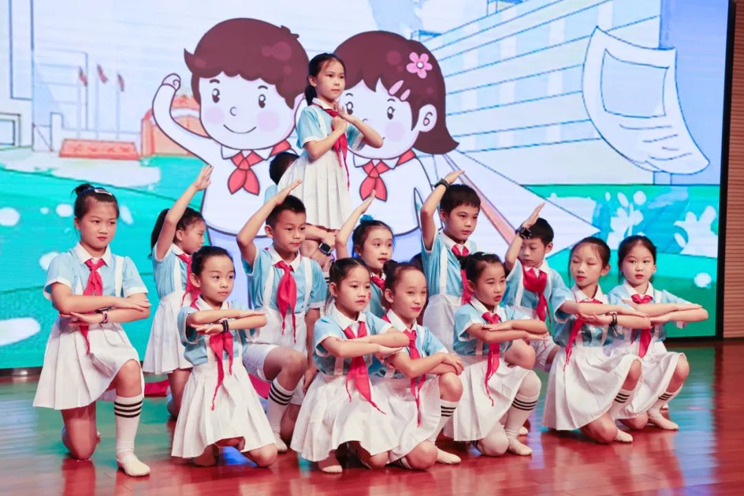 缤纷“暑”假，不负所“托”！不朽情缘智能职工子女暑期托管班结业啦