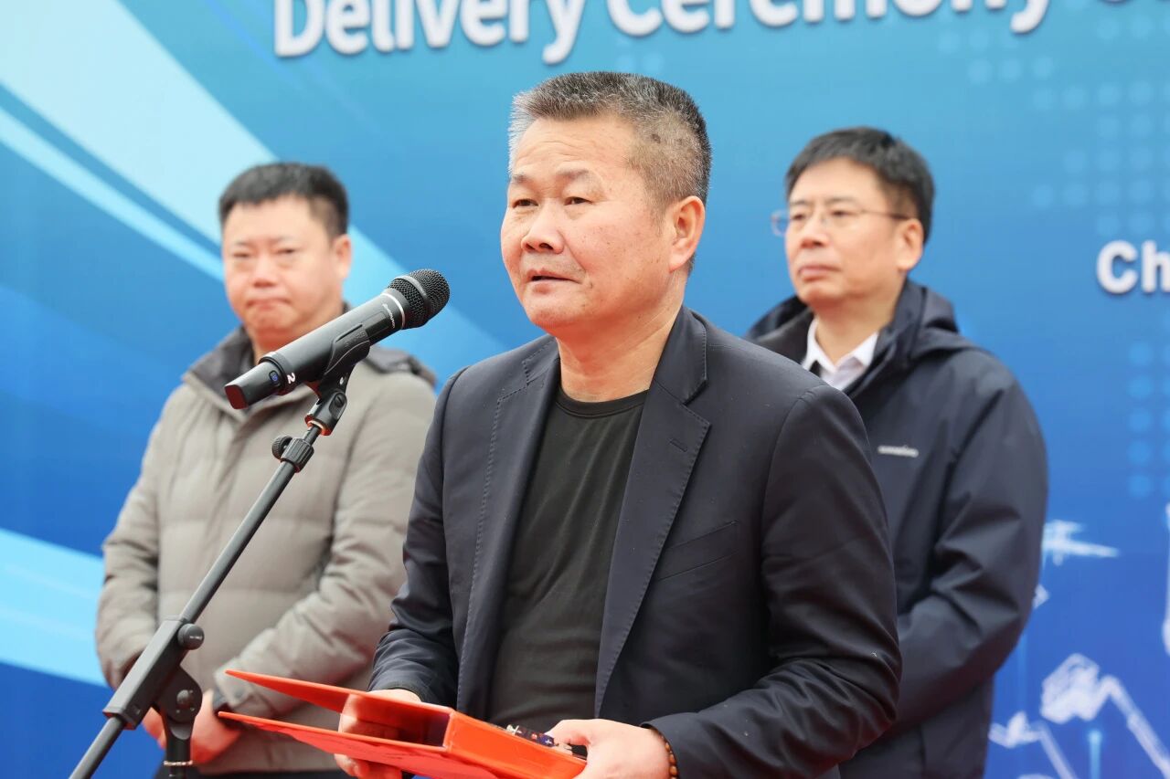 不朽情缘智能SWE700FE电动挖掘机成功交付，助力打造绿色智慧矿山