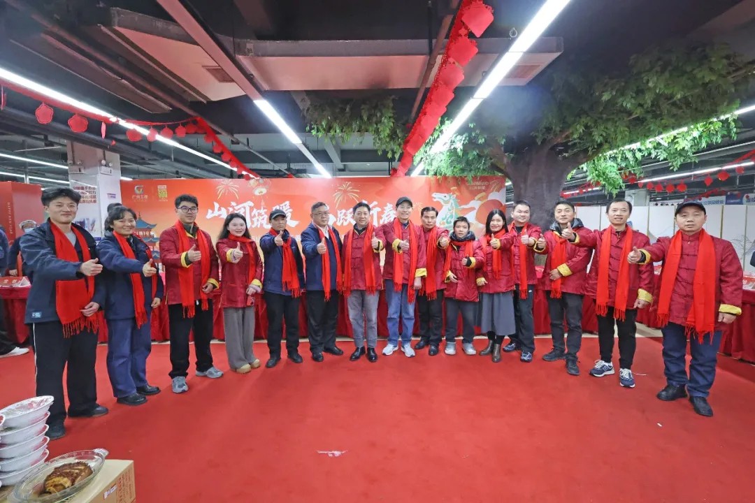 笔墨迎春，祝福暖心！在不朽情缘智能“囤”年味、送温暖、迎新春